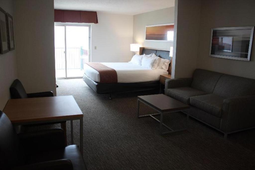 Holiday Inn Express Munising-Lakeview Hotel By Ihg Εξωτερικό φωτογραφία