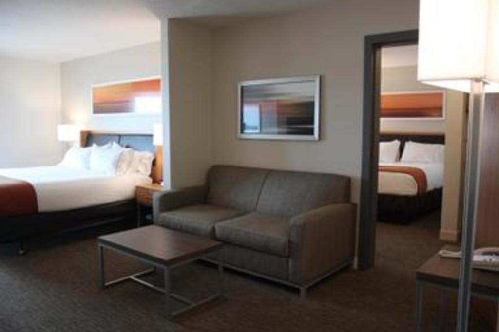 Holiday Inn Express Munising-Lakeview Hotel By Ihg Εξωτερικό φωτογραφία