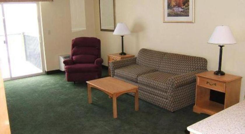 Holiday Inn Express Munising-Lakeview Hotel By Ihg Εξωτερικό φωτογραφία