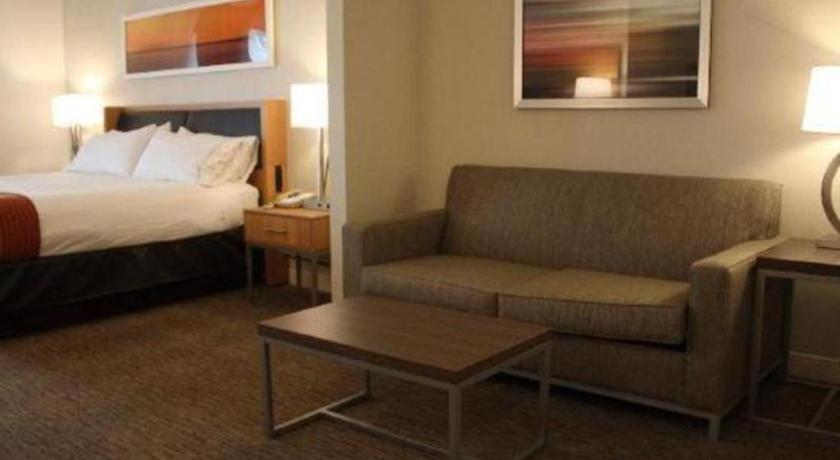 Holiday Inn Express Munising-Lakeview Hotel By Ihg Εξωτερικό φωτογραφία